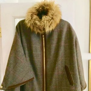 Joules Boldly British Cape